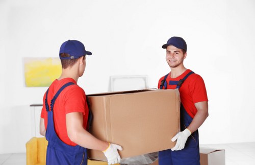 Local Oldcoulsdon business storage facility with practical access