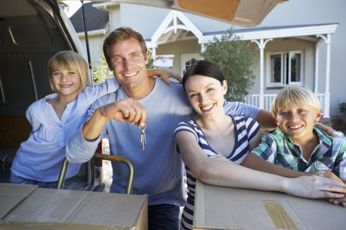 Domestic packing support for family home relocation in Oldcoulsdon
