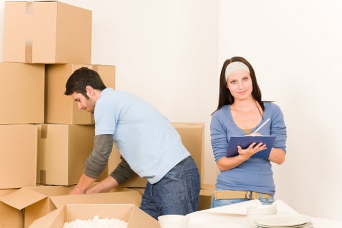 Clean and secure long-term storage facility in Oldcoulsdon for extended use